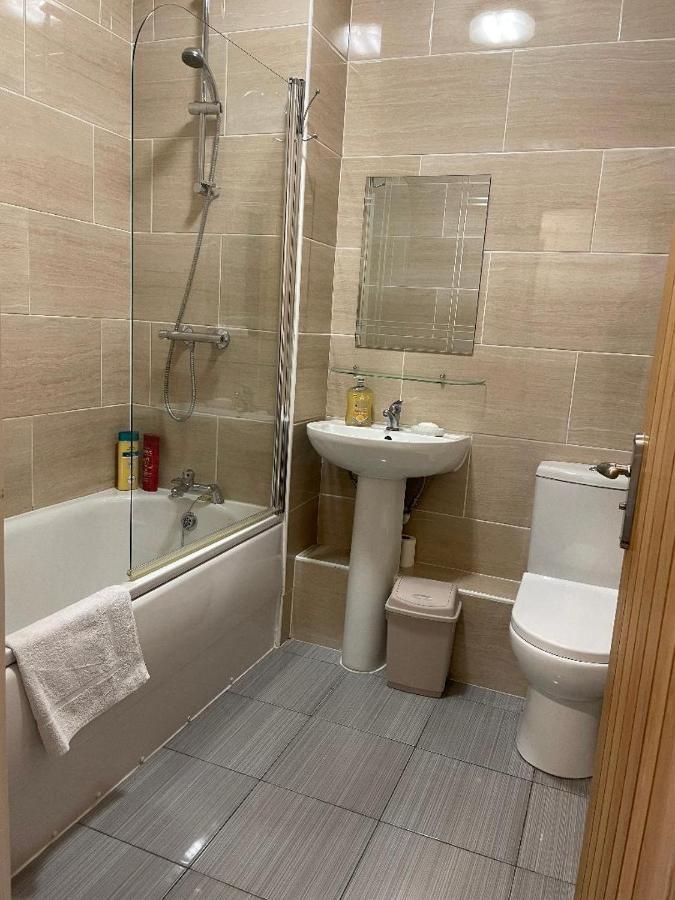 2 Bedroom Apartment In Kidderminster Exterior foto